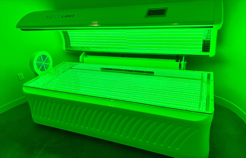 green light tanning bed